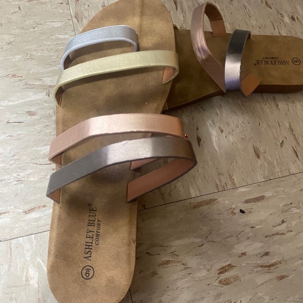 Sandals - Picture 2 of 2